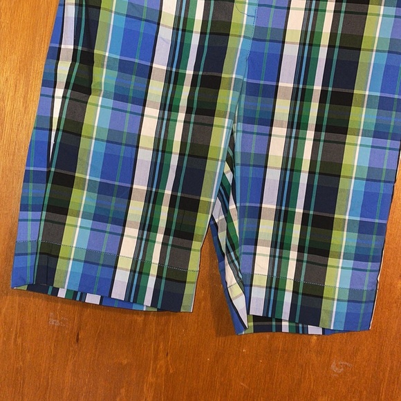 •JONES NEW YORK•BLUE/GREEN PLAID BERMUDA SPORTS STRETCH SHORTS SIZE 6 IN EUC - Picture 4 of 8